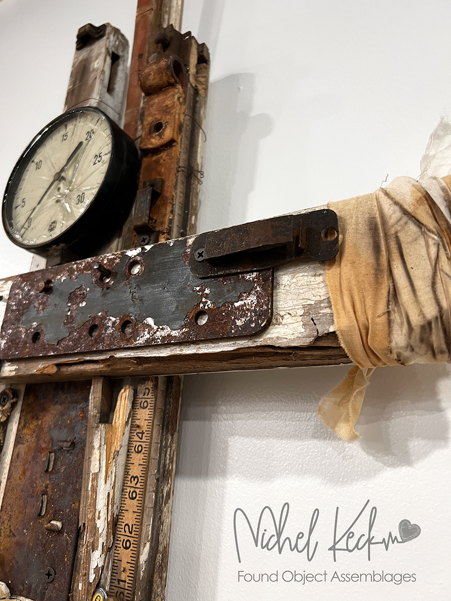 Michel Keck creates crosses and crucifix out of discarded items, found objects and discarded trash.  Contemporary cross art assemblages made from used items that are normally discarded as trash. 